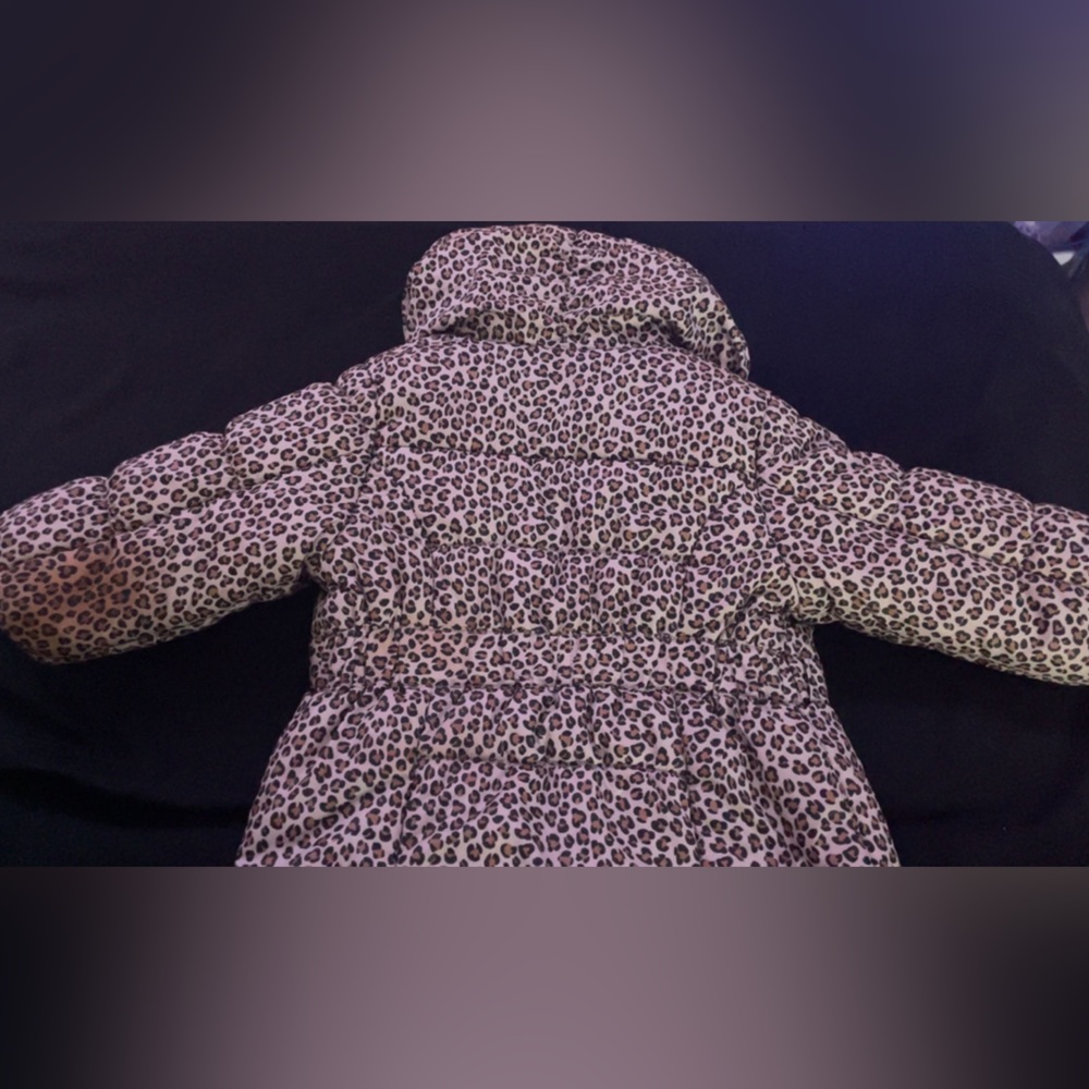 Girls cheetah print winter coat - Picture 2 of 3